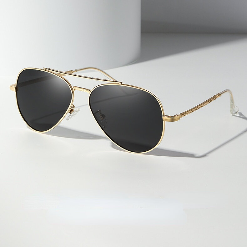 1 paire de lunettes de soleil simples en alliage de couleur unie pour femmes Image2
