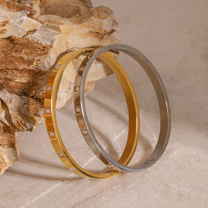 1 pezzo semplice serie casual anulare in acciaio inossidabile placcato oro 18K strass donne braccialetti h5 Immagine3