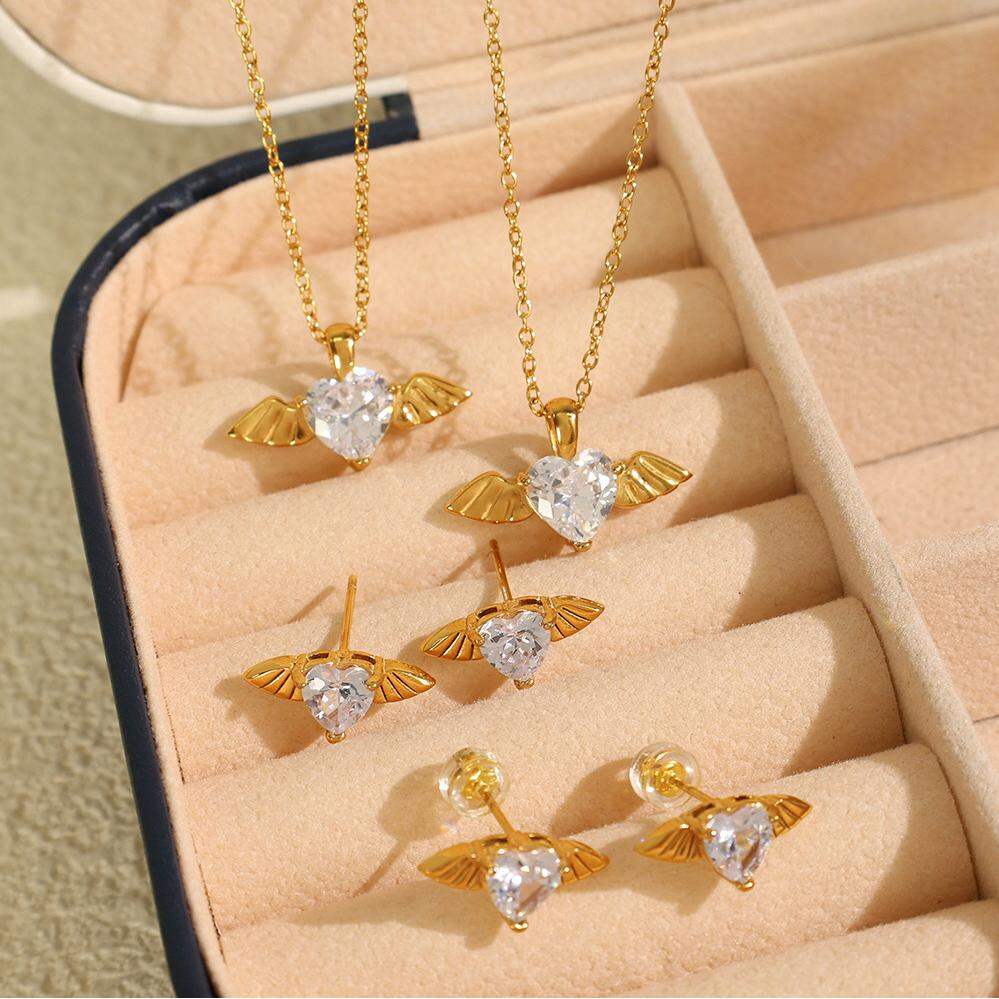 1 pezzo di lusso serie elegante cuore titanio acciaio placcato oro  strass donne ciondolo collane Immagine6