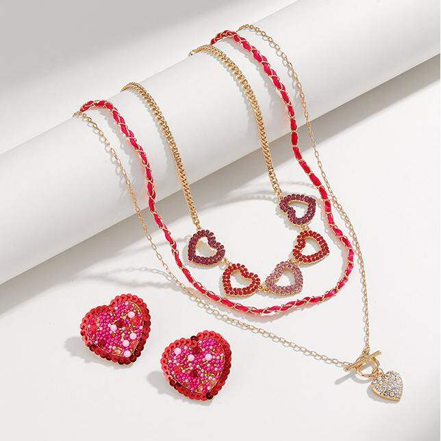 1 Piece Romantic Series Holiday Dazzling Heart Shape Gold Color Alloy Women's Layered Necklaces