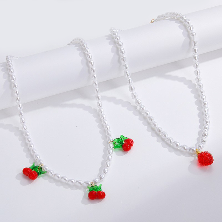 1 Piece Romantic Series Daily Elegant Natural Fruits Glass Beads Women's Beaded Necklaces