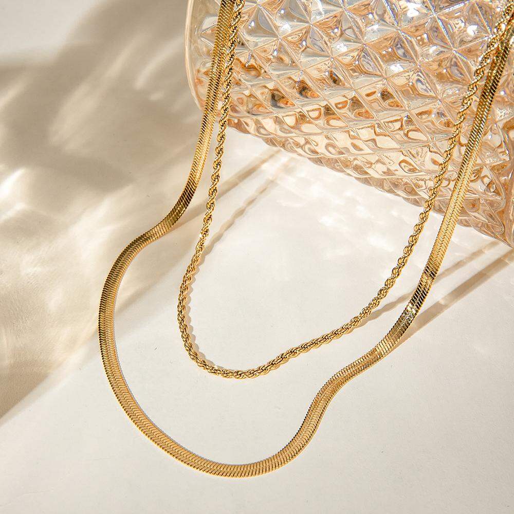 Collares de capas para mujer, de acero inoxidable, chapados en oro de 18 quilates, con forma de anular, estilo casual, serie simple, 1 unidad