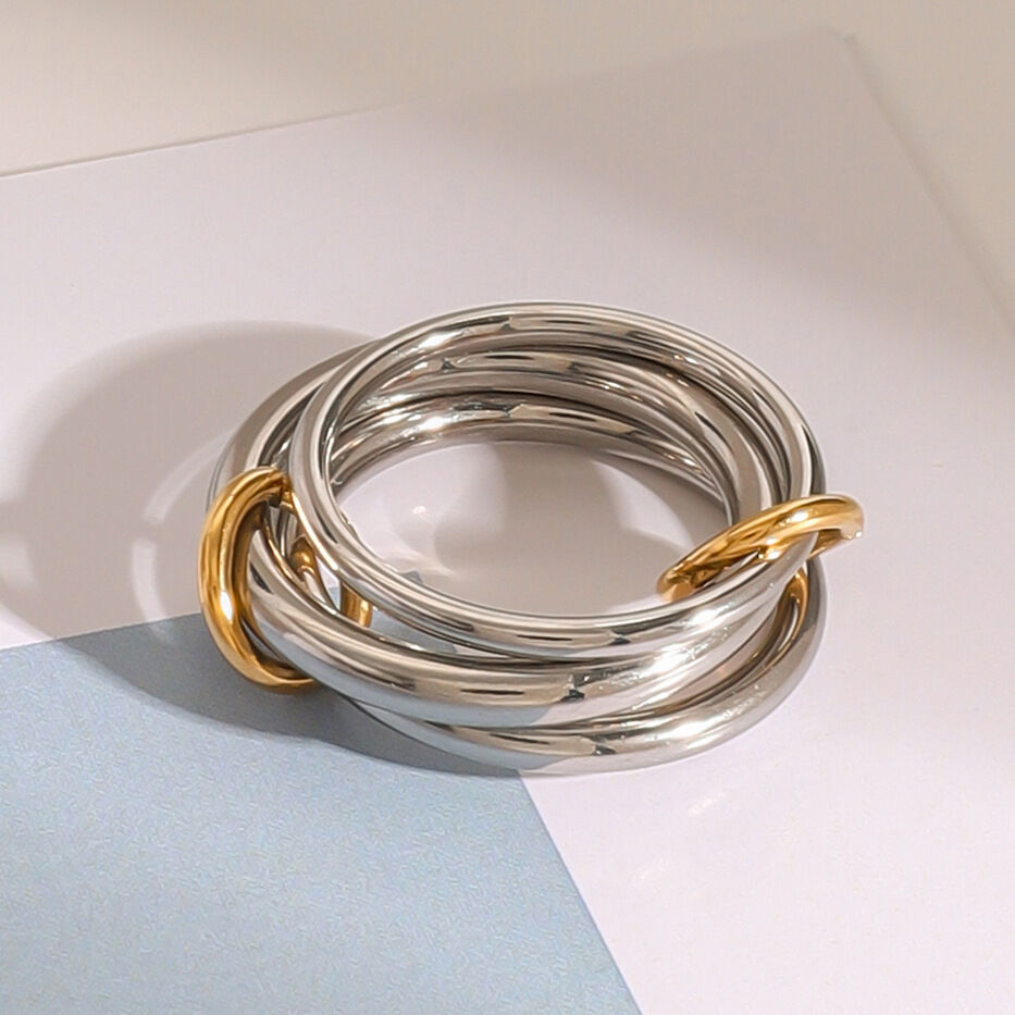 1 Pair Classic Series Moddern Annular Stainless Steel Waterproof Gold and Silver Color Women's Single Rings