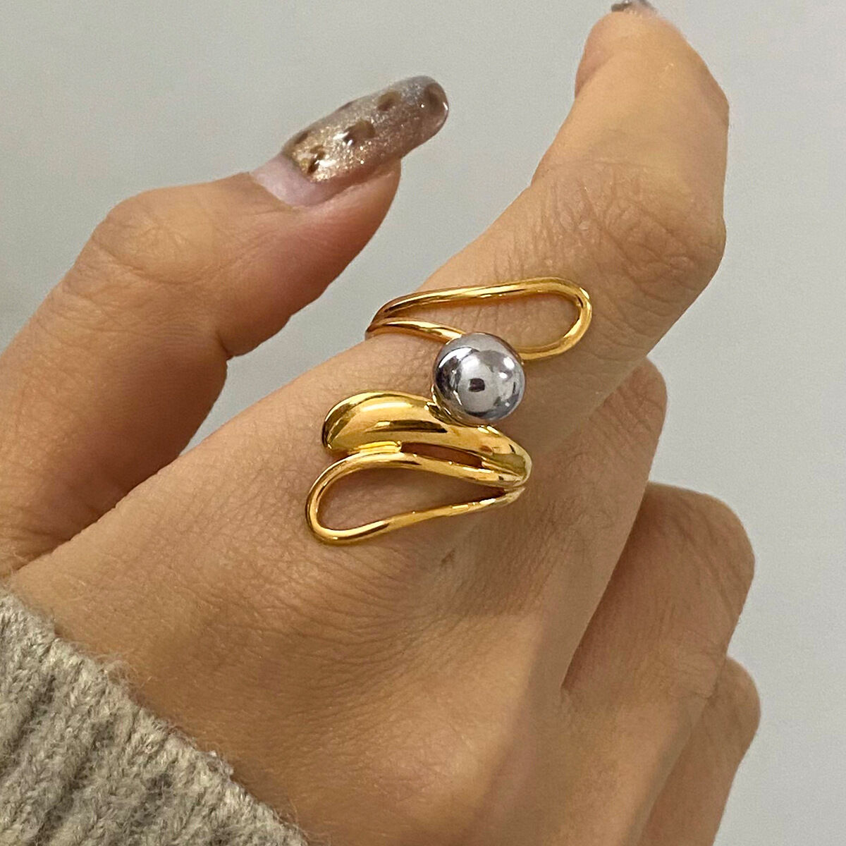 1 pezzo, anelli singoli da donna in acciaio inossidabile, impermeabili, alla moda, irregolari, color oro, serie moderna Immagine6