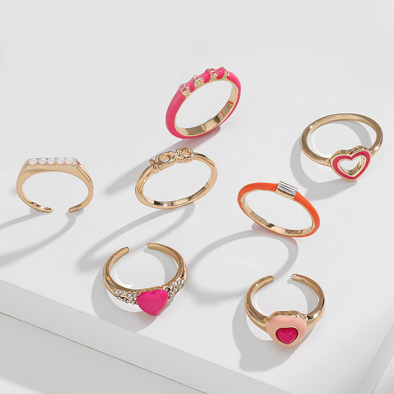 1 Set Vogue Series Polychrome Exquisite Heart Drop Oil Alloy Lightweight Women's Ring Sets