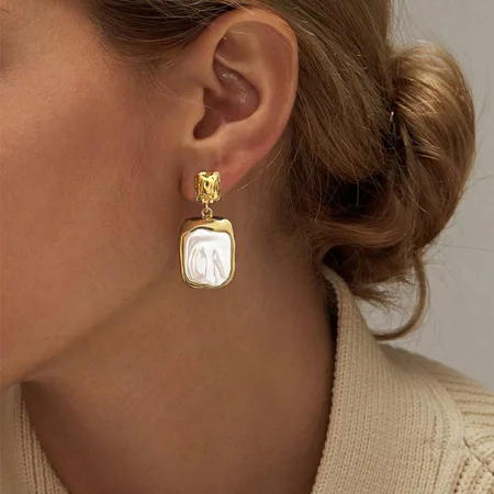 1 Pair Luxurious Series French Retro Block Stainless Steel Waterproof Gold Color Elegant Women's Drop Earrings