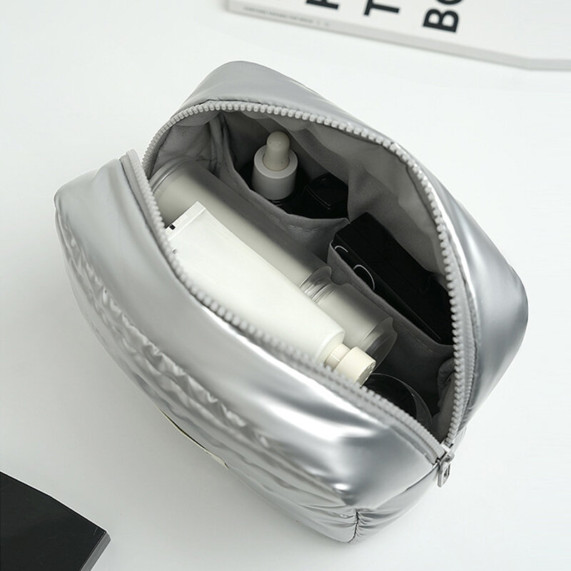 1 Piece Daily Series Plaid Portable Large Capacity Toiletry Women's Cosmetic Bags h5 Picture9