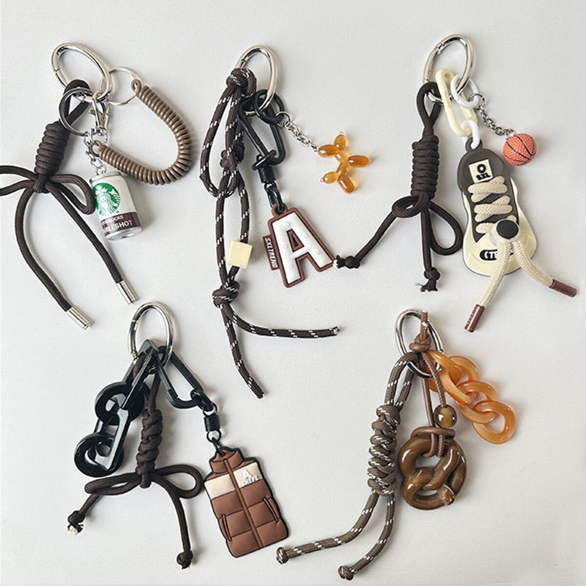 1 Piece Sport Series Brown Color Women's Bag Charms 2