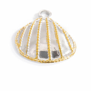 1 Piece Trendy Series Classic Flower Shape Stainless Steel Waterproof Gold & Silver Mixed Color Women's Pendants h5 Picture12