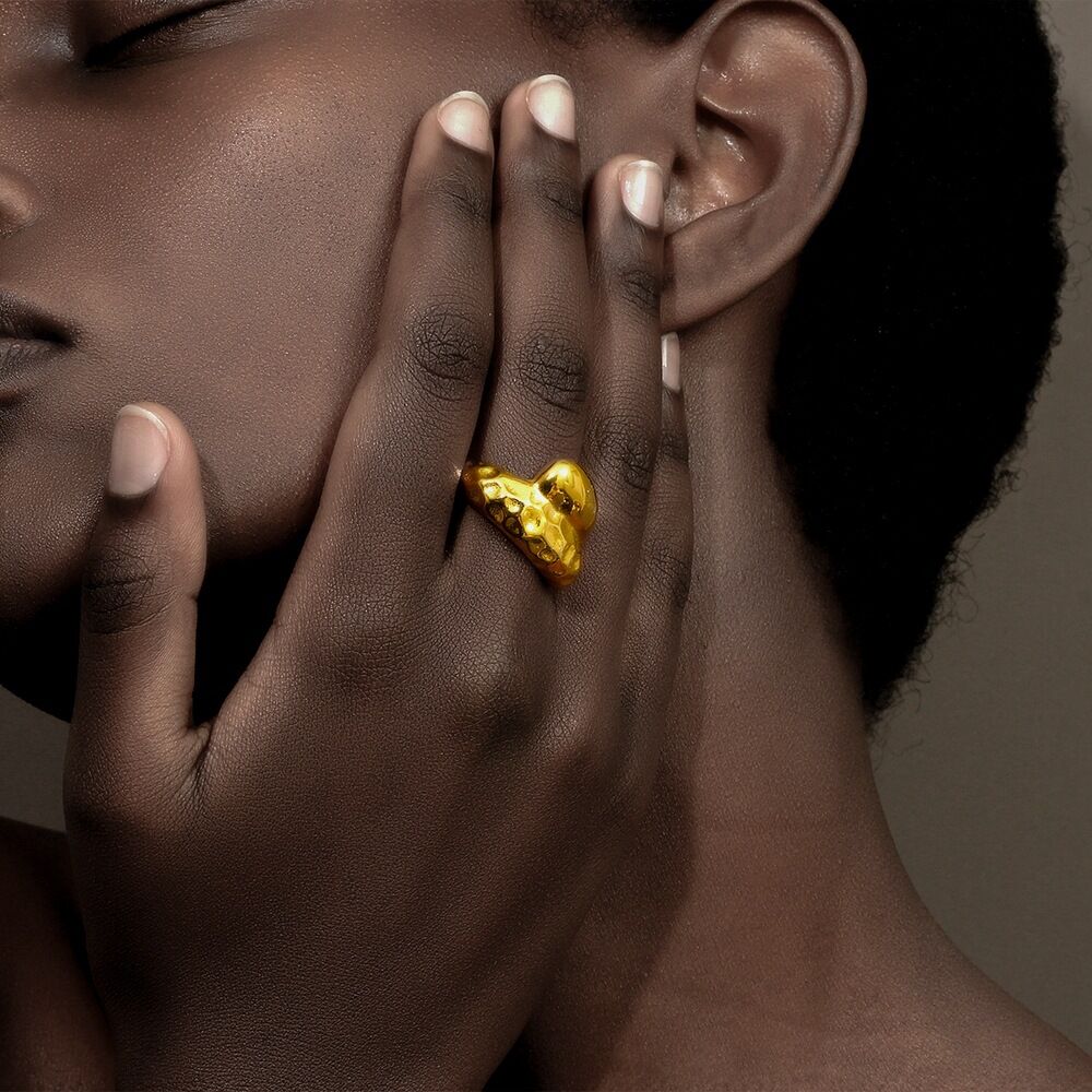 1 pezzo semplice serie Daily Twist in acciaio inossidabile impermeabile color oro anelli singoli da donna Immagine7
