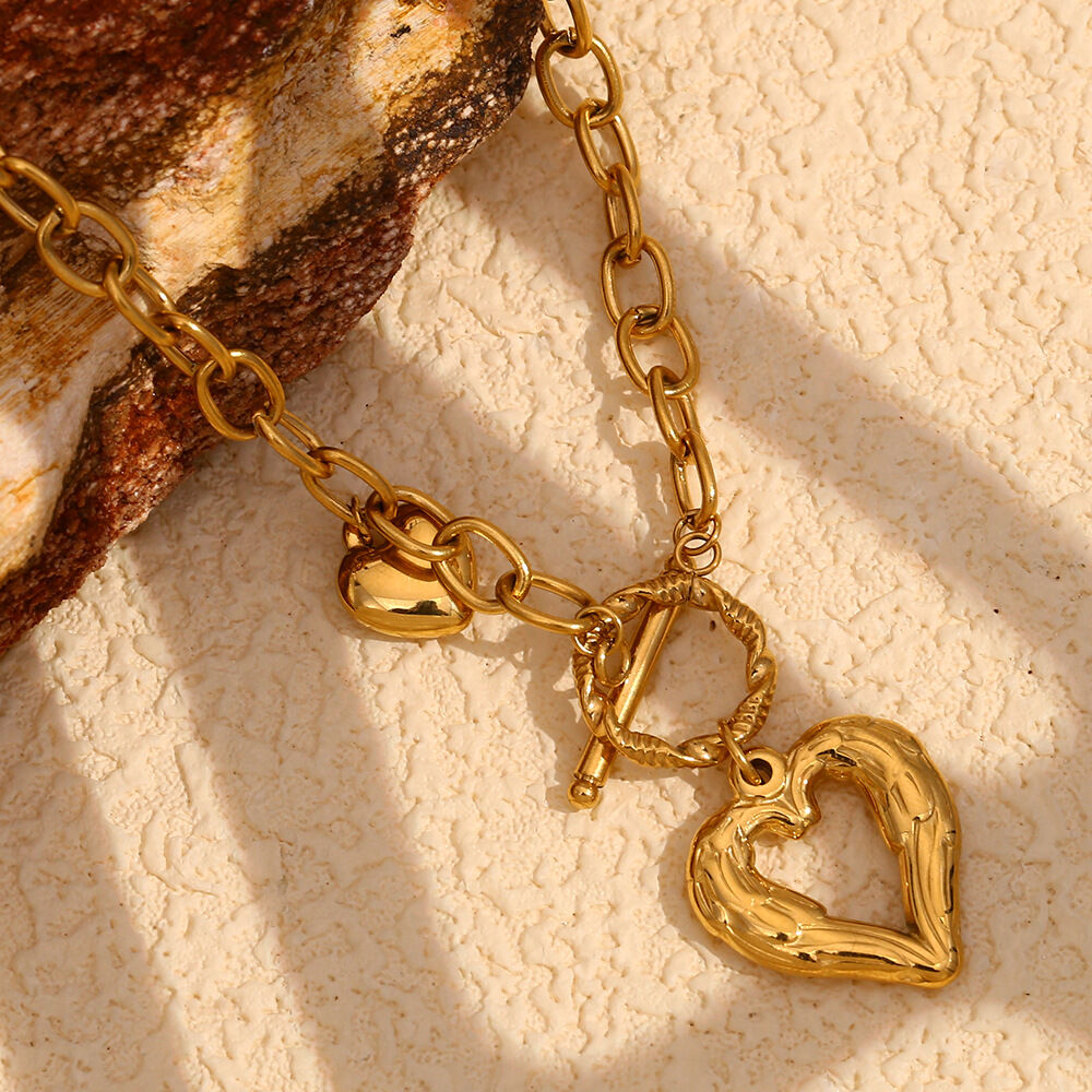 Collana con ciondolo da donna color oro impermeabile in acciaio inossidabile a forma di cuore/amore, elegante e romantica, 1 pezzo h5Immagine5