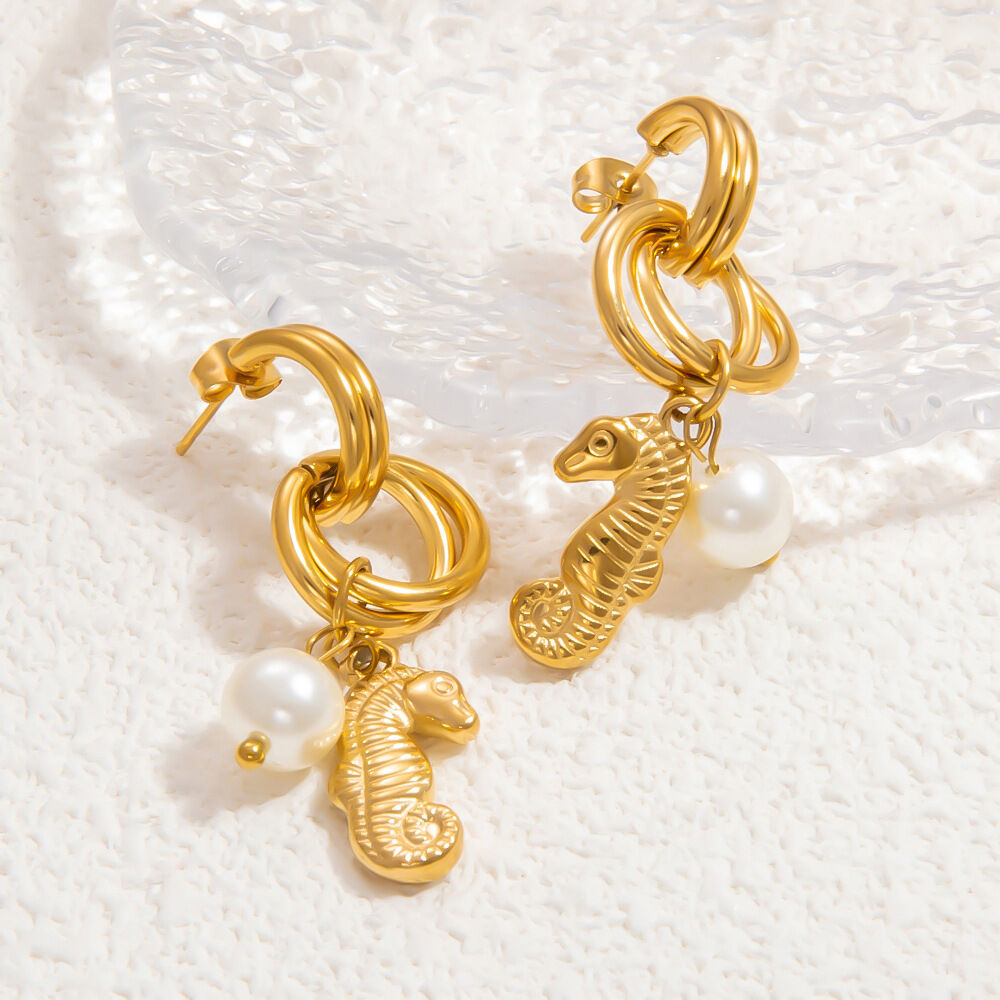 Boucles d'oreilles pendantes pour femme, en acier inoxydable doré, imperméables, en forme d'hippocampe, collection de luxe (1 paire). Image4