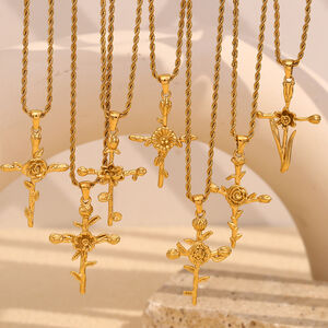 1 Piece Romantic Series Retro Flower Stainless Steel Waterproof Gold Color Women's Pendant Necklaces h5 Picture4