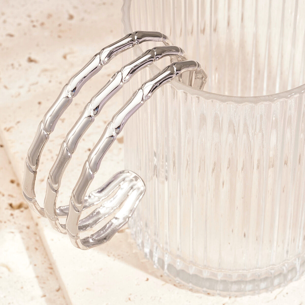1 stuk Dazzling Series Classic Strip Drielagige Waterdichte Roestvrijstalen Damesarmband in Goudkleur h5 Afbeelding4