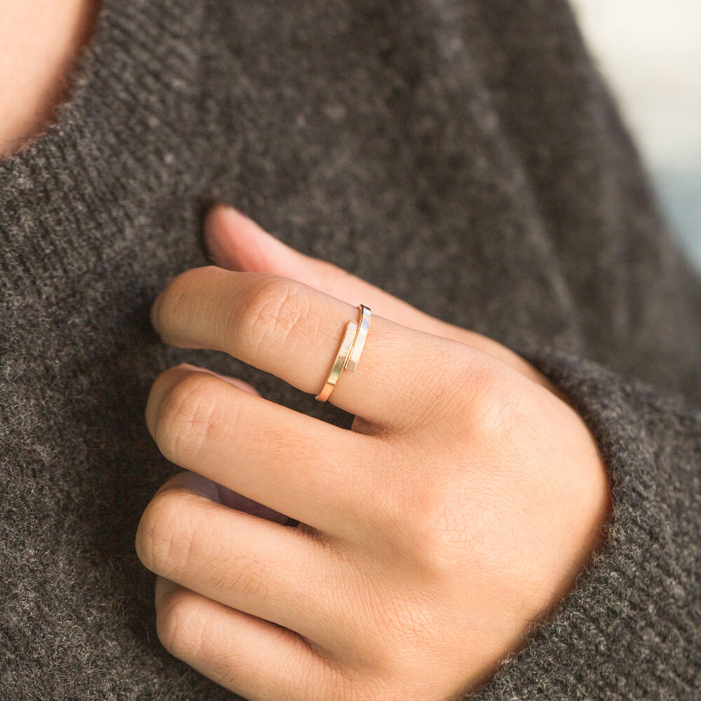 Simple Series Everyday Gold - colored Stainless Steel Waterproof Couple Rings h5 Picture6