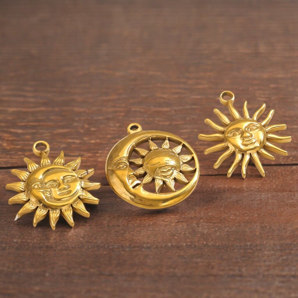 1 pair simple series retro sun/moon  gold plated women pendants 2