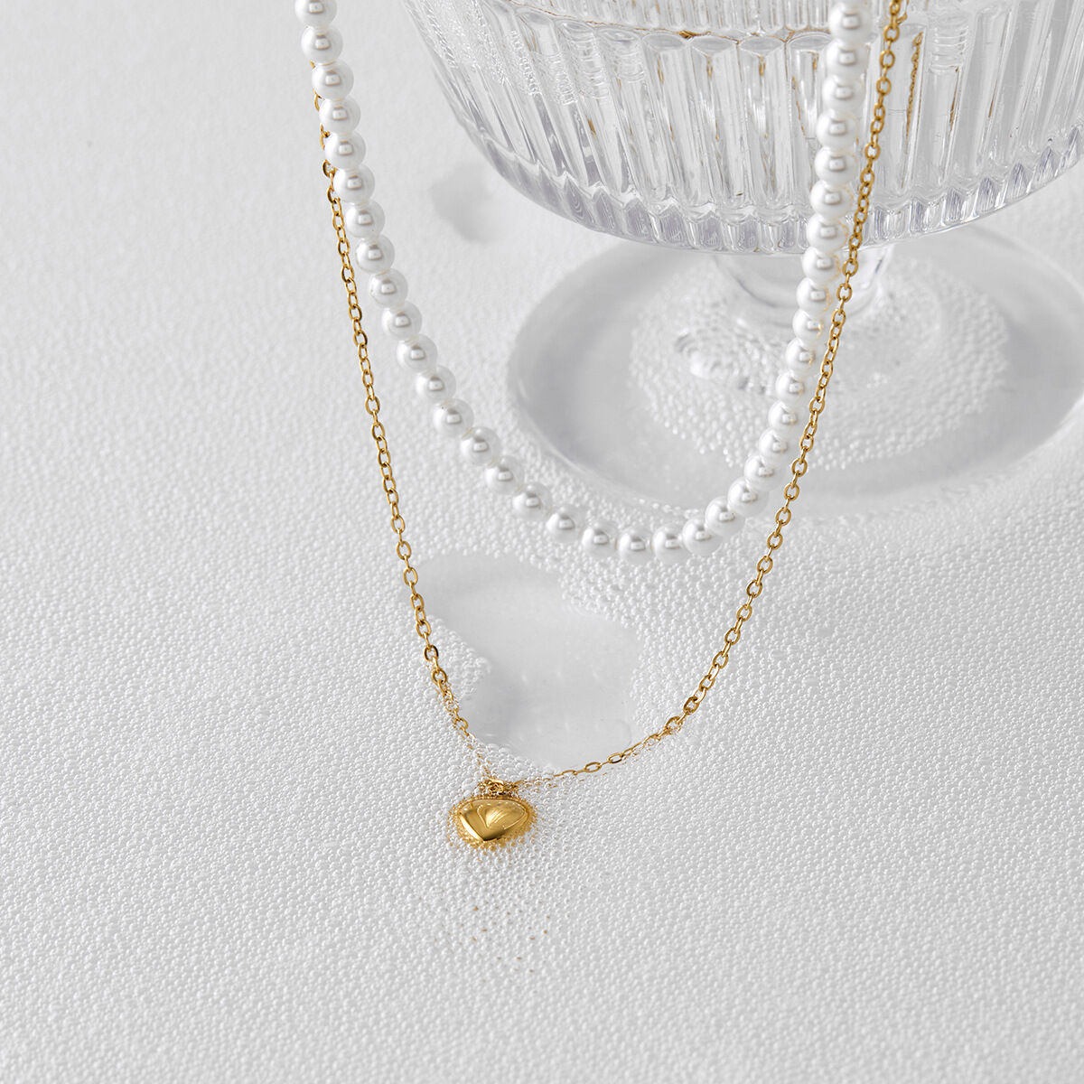 1 pezzo semplice serie elegante perline in acciaio inossidabile placcato oro  perle artificiali donne collane a strati Immagine3