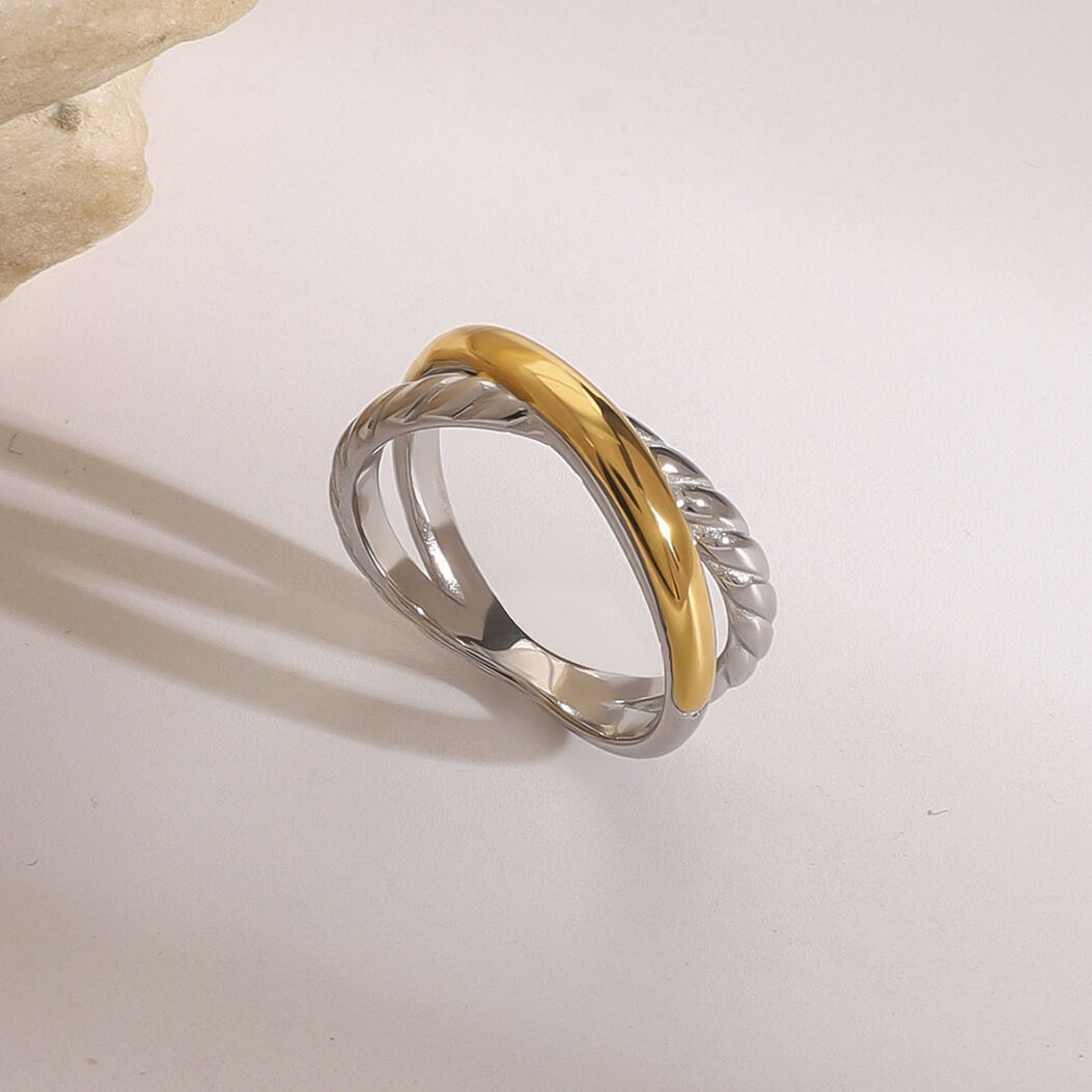 1 Paar Simple Series Einfache geometrische Edelstahl 18 Karat vergoldete Damen-Einzelringe h5 Bild3
