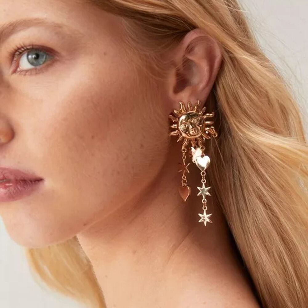 1 par de lujosos pendientes colgantes retro de sol y luna de acero inoxidable chapados en oro de 18 quilates para mujer