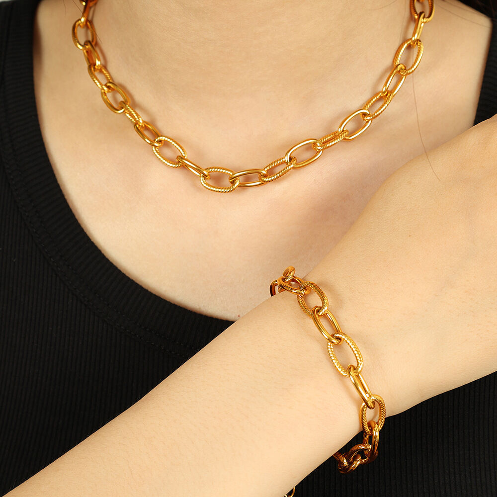 1 Piece Simple Series Classic Solid Color Titanium Steel Gold Color Women's Chain Necklaces Picture5