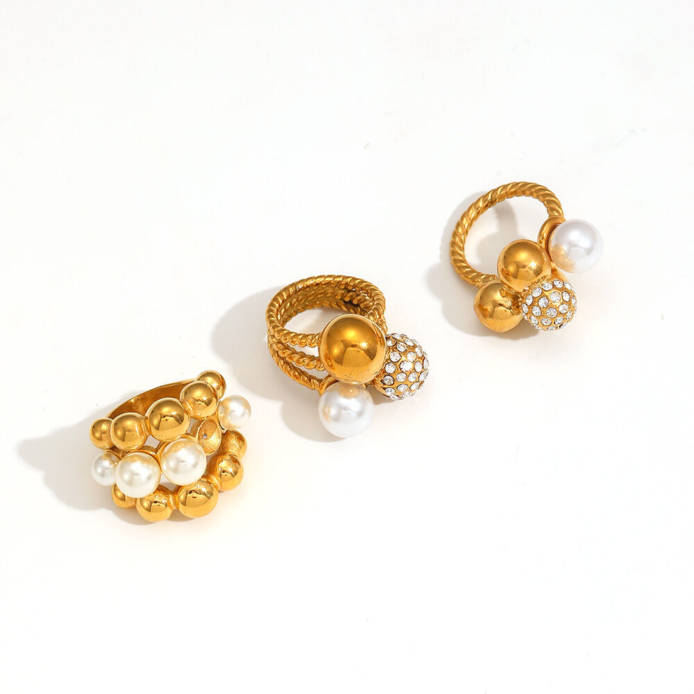1 paio di anelli singoli in perle artificiali placcati in oro  con pois retrò della serie semplice Immagine6
