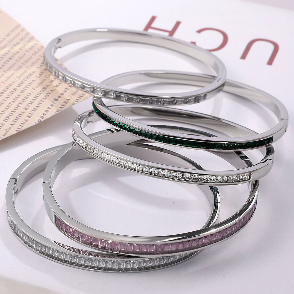 Bracelet pour femme, collection Exquisite Series Classic Plaid, en acier inoxydable léger et imperméable, couleur or (1 pièce) h5Image7