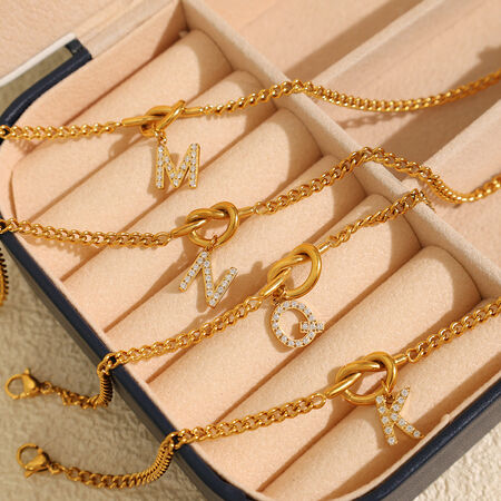 1 pezzo semplice serie semplice lettera acciaio inossidabile placcato oro 18K strass donne braccialetti con ciondolo 2
