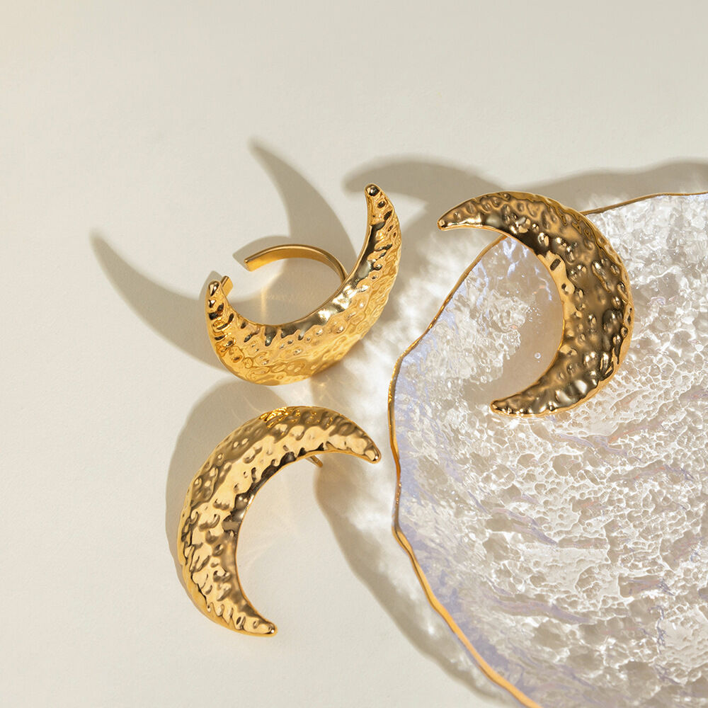 1 pezzo di squisita serie classica con texture martellata a luna in acciaio inossidabile, impermeabile, colore oro, anelli regolabili da donna h5 Immagine3