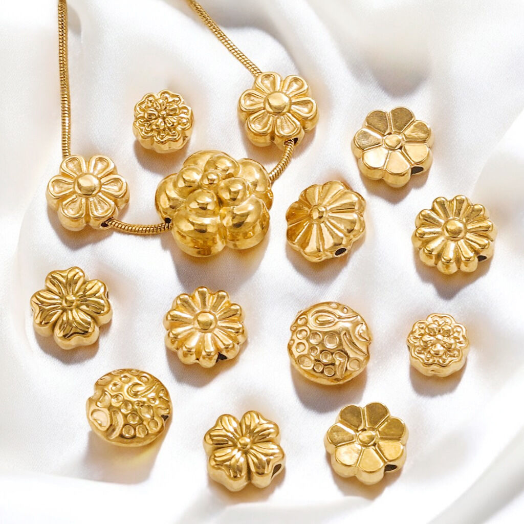 1 pair retro flower  gold plated women pendants