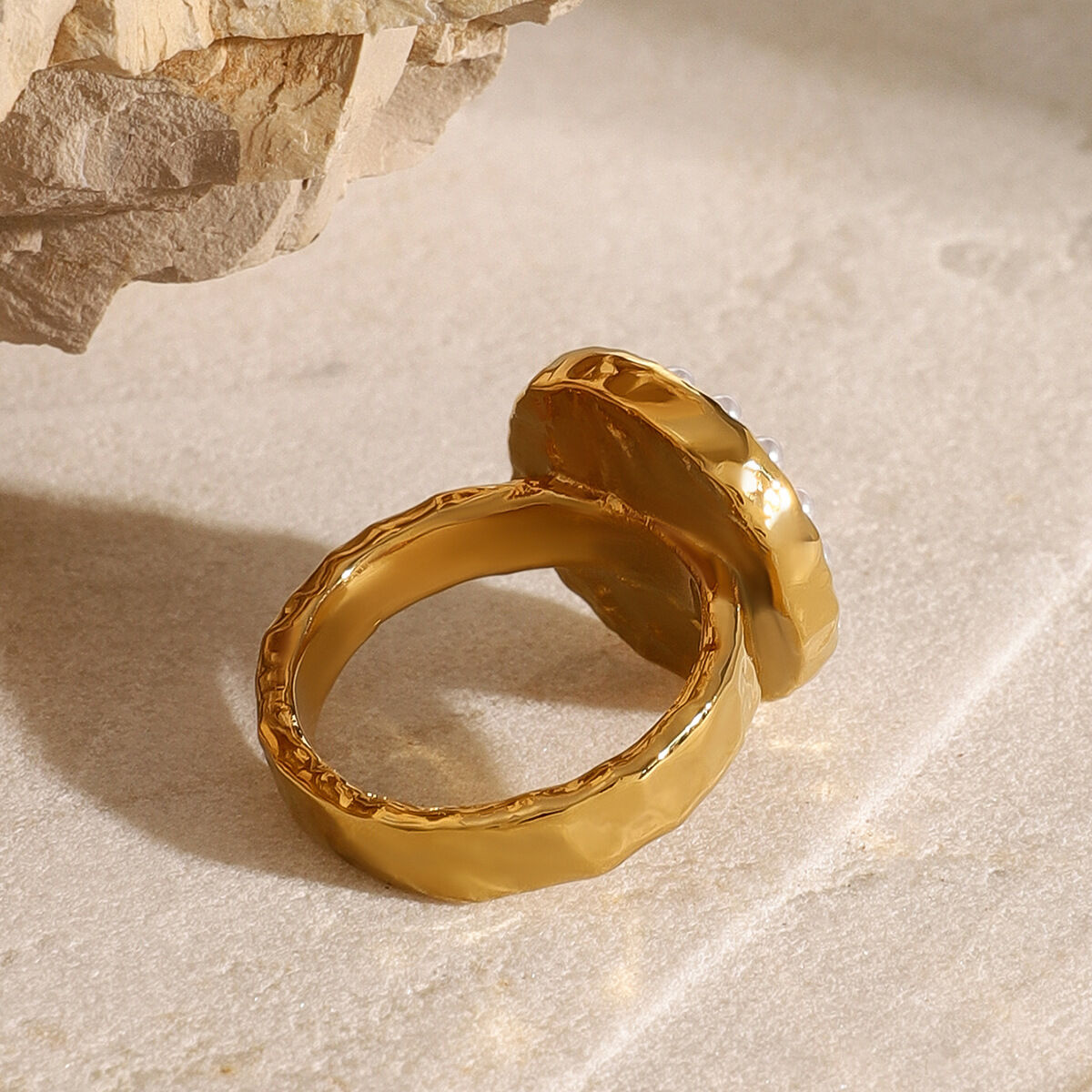 1 paar luxuriöse serie retro geometrische künstliche perlen  vergoldet strass frauen einzelner ring Bild5