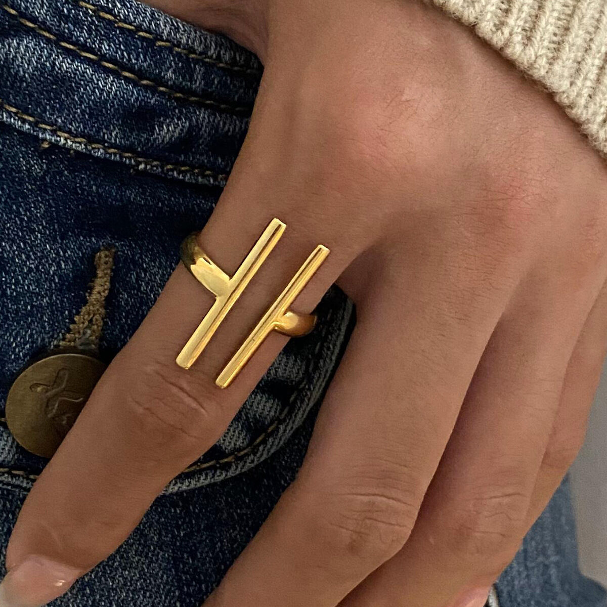 1 Piece Simple Stainless Steel Waterproof Gold Color Statement Ring Picture4