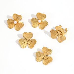 1 Pair Charming Series Exquisite Trifoil Shape Stainless Steel Waterproof Gold Color Women's Earrings Set h5 Picture4