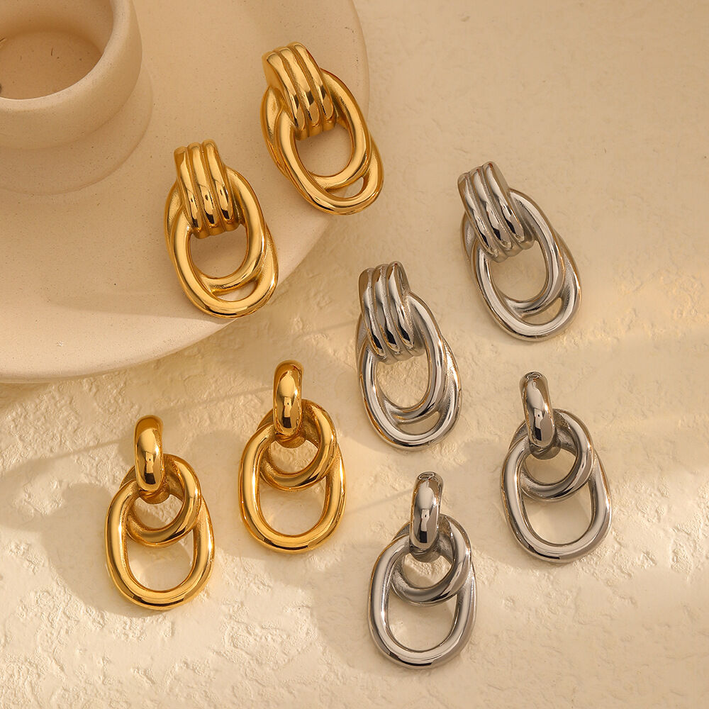 1 pair retro geometric  gold plated stud earrings