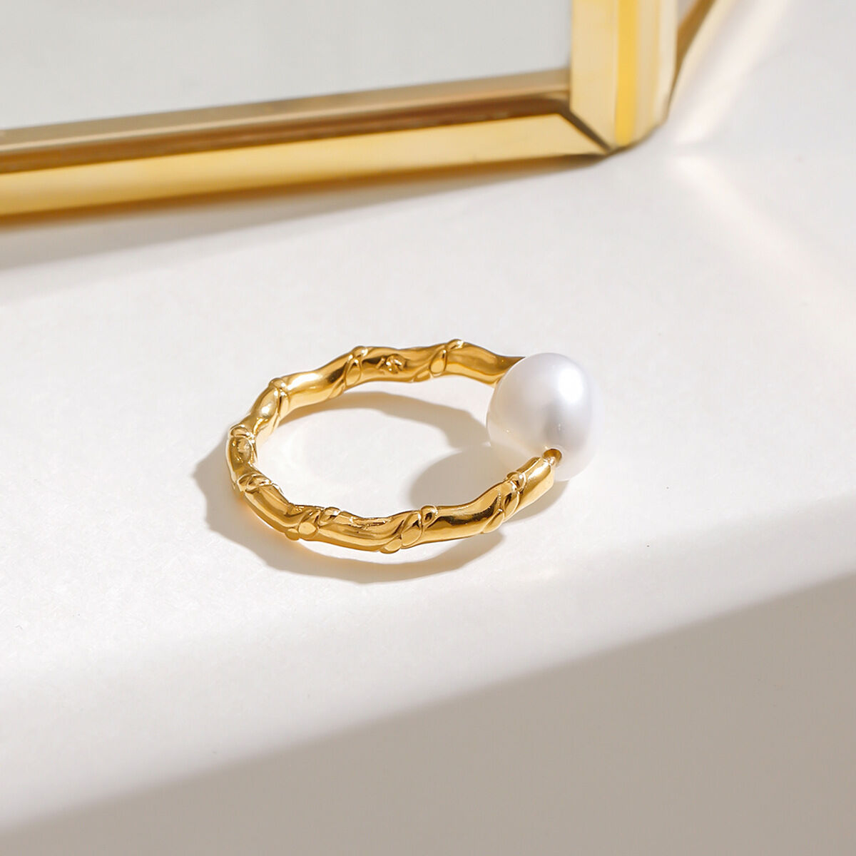 1 paio di anelli singoli da donna in acciaio inossidabile color oro, eleganti e resistenti all'acqua, serie romantica h5 Immagine4