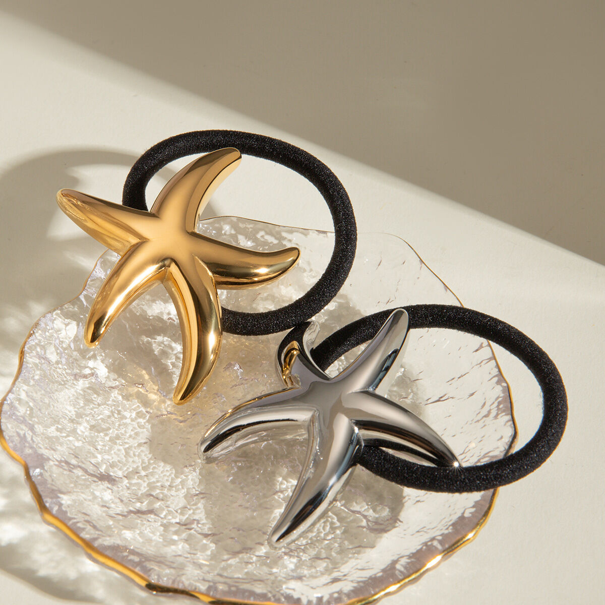 Anello per capelli a forma di stella a cinque punte liscio e sottile in acciaio inossidabile in stile europeo e americano, corda per capelli, accessori per capelli all'ingrosso per donne