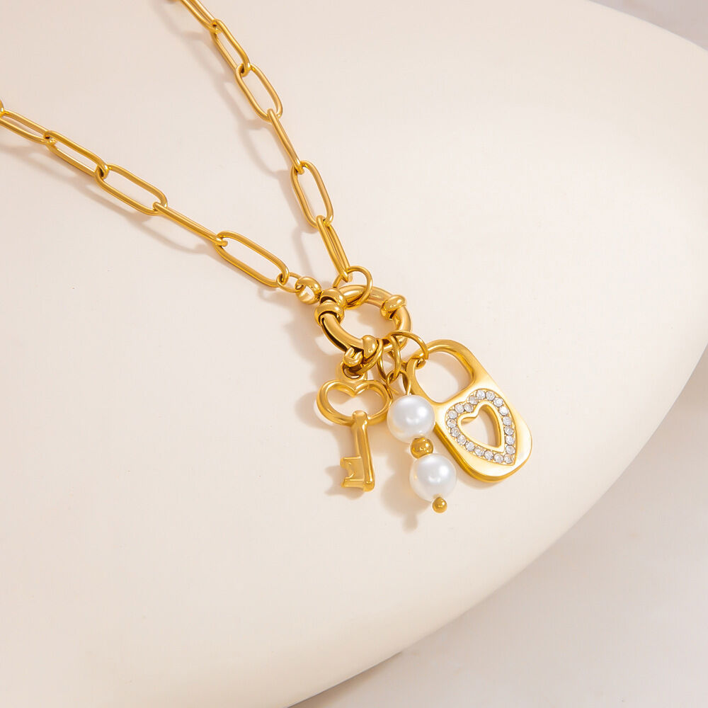 collier avec pendentif en acier inoxydable plaqué or  et strass pour femme, série classique, style rétro h5 Image4