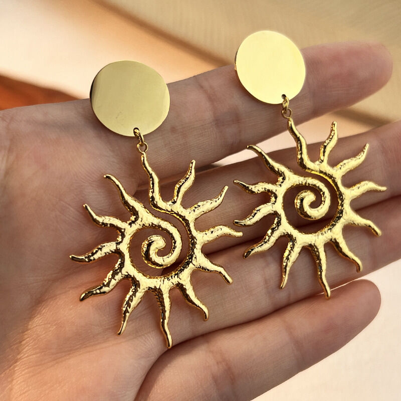 1 Pair Retro Style Sun Shape Stainless Steel Waterproof Gold Color Women's Drop Earrings 2