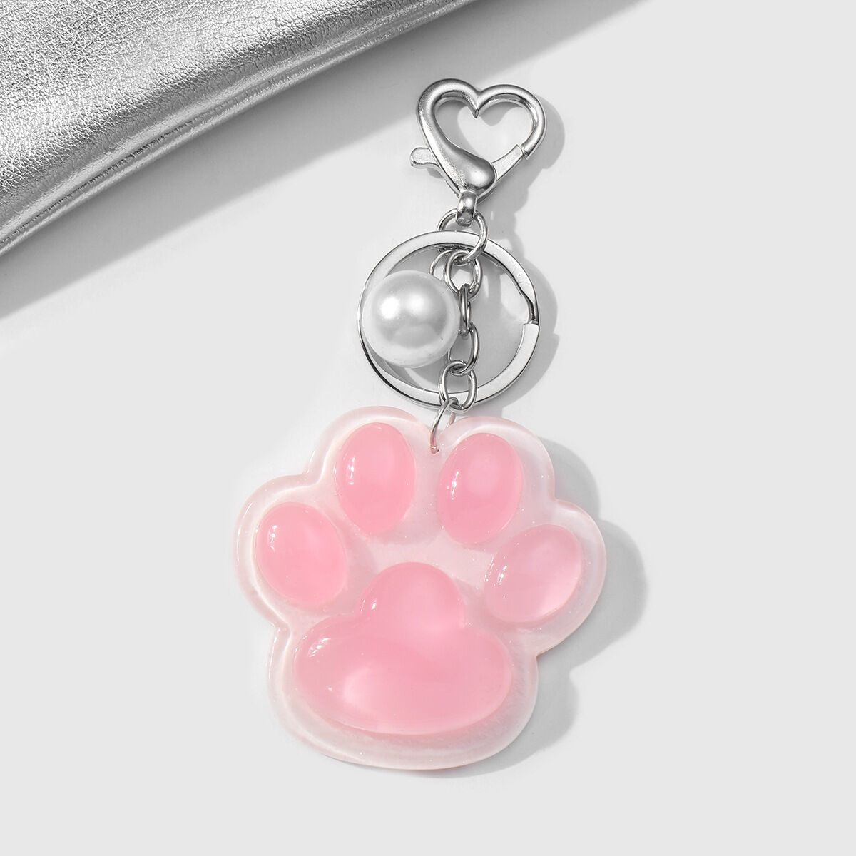 1 Piece Romantic Series Cute Animal Iron Women's Bag Charms 2