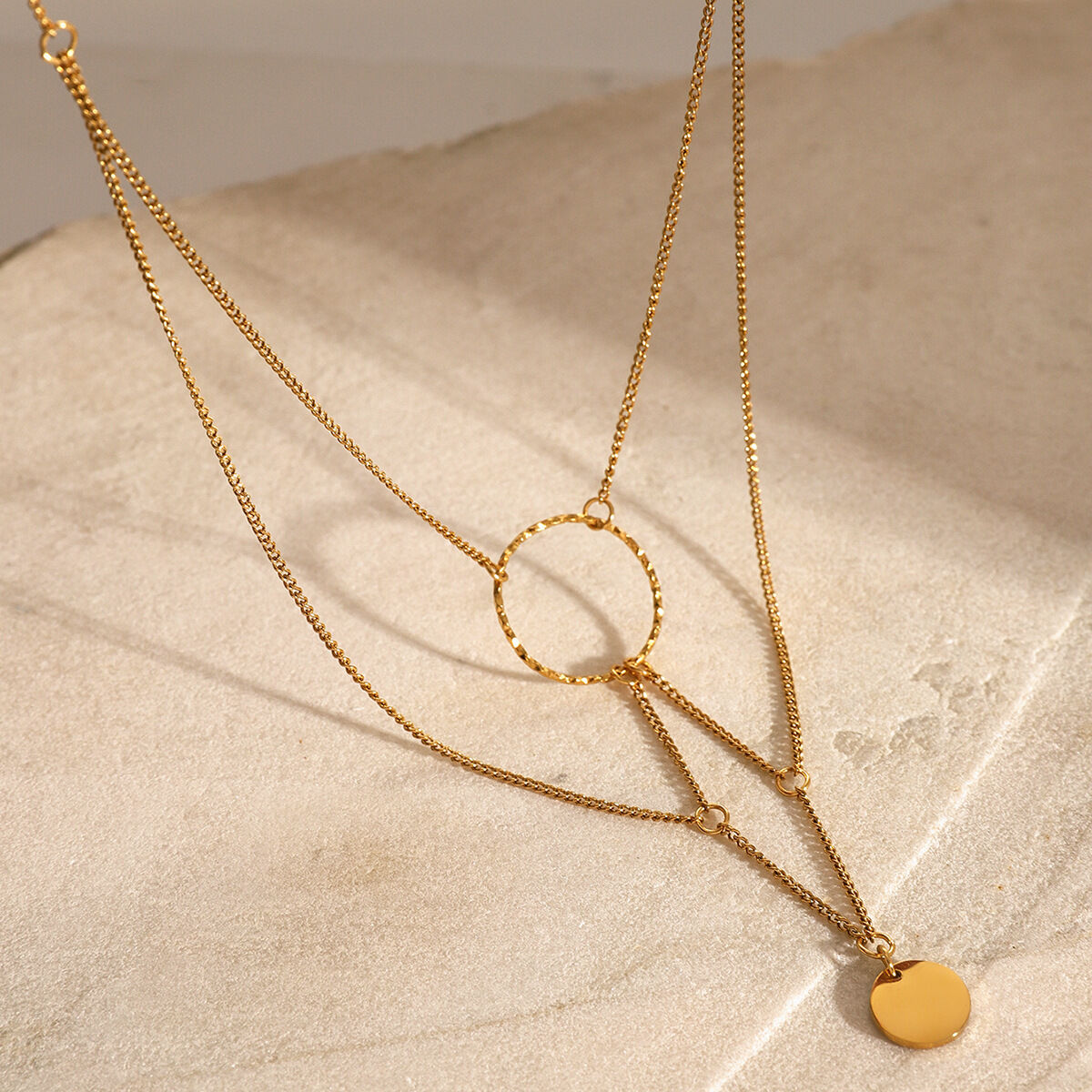 1 pezzo semplice serie semplice geometrica in acciaio inossidabile placcato oro 18K collane con ciondolo da donna Immagine4