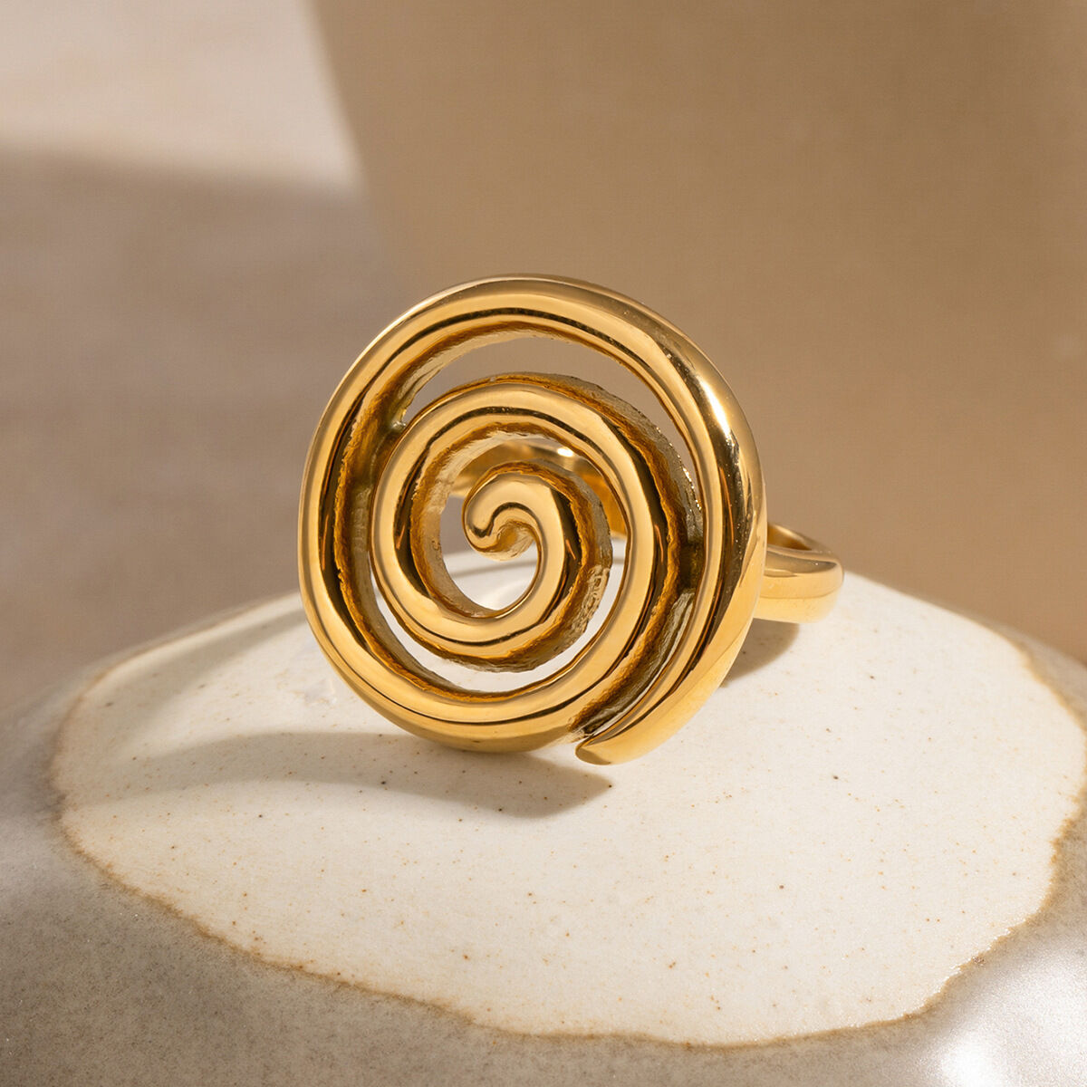 1 piece simple casual style thread shape stainless steel  gold plated women's single ring 2