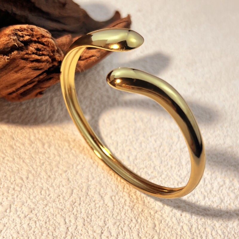 1 Piece Classic Solid Color Stainless Steel Waterproof Gold Color Women's Bangles 2