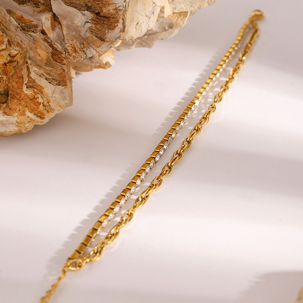 1 pezzo serie lussuosa semplice geometrica in acciaio inossidabile placcato oro 18K strass donne catena bracciali h5 Immagine5