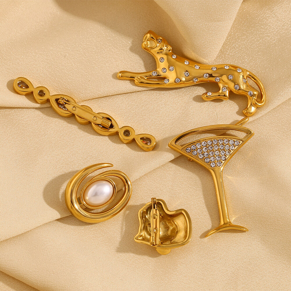 1 Piece Luxurious Series Retro Animal Stainless Steel Waterproof Gold Color Women's Brooches h5Picture4