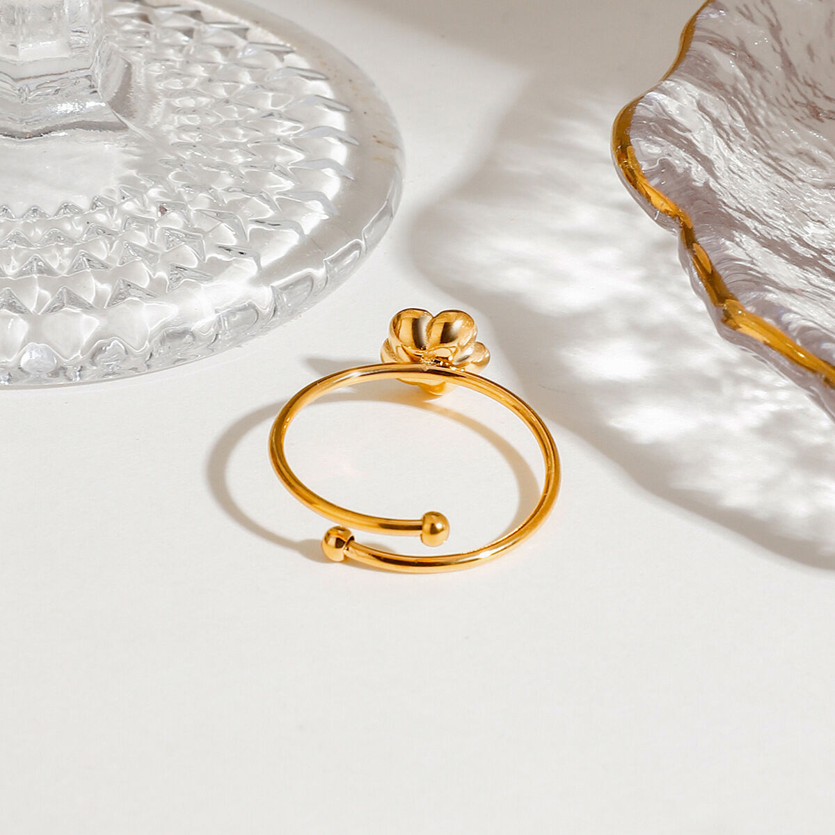 1 Stück Romantische Serie Anmutige Blume Zarter Edelstahl Wasserdicht Goldfarbener Damenring Verstellbar h5 Bild3