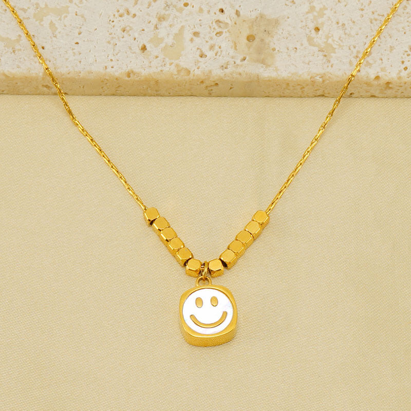 1 Piece Simple Series Classic Daily Smile Round Gold Color Women's Pendant Necklace Picture5