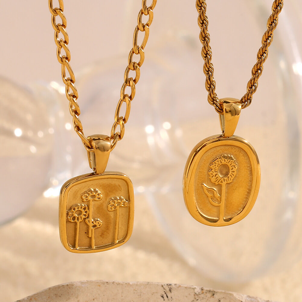 1 Piece Romantic Series Natural Flower Stainless Steel Waterproof   Gold Color  Women's Pendant Necklaces 2