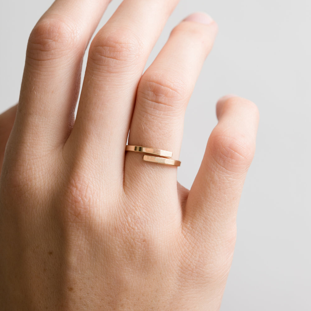 Simple Series Everyday Gold - colored Stainless Steel Waterproof Couple Rings Picture4