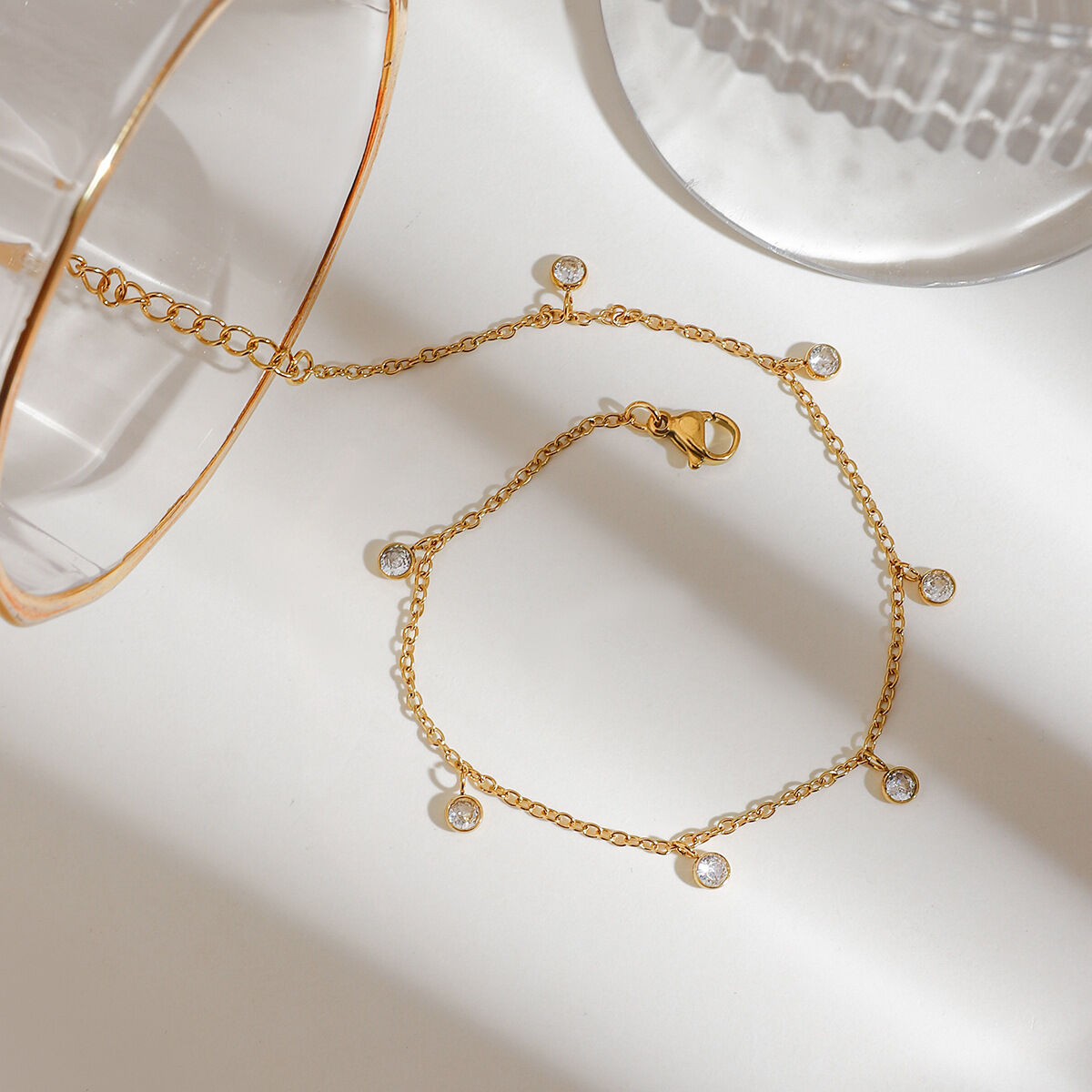 Cavigliere da donna in 1 pezzo, stile semplice, con catena in acciaio inossidabile color oro e zirconi