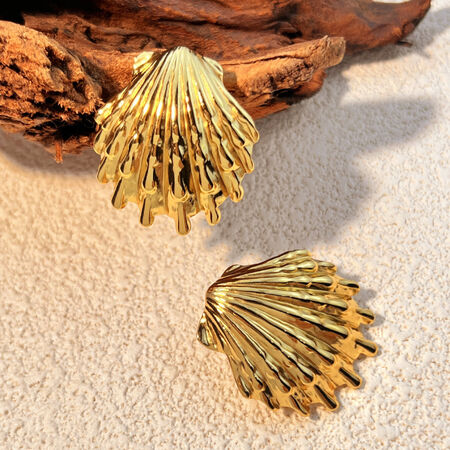 1 Pair Sea Shell Stainless Steel Waterproof Gold Color Women's Stud Earrings 2