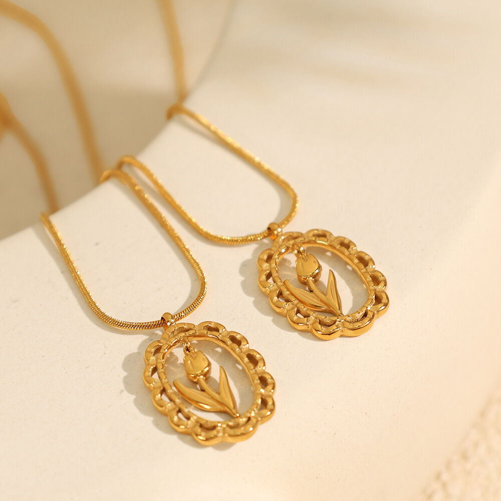1 Piece Elegant Series Daily Tulip Shape Stainless Steel Waterproof Gold Color Women's Pendant Necklaces